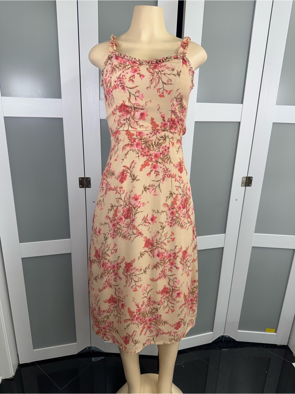 Lulus.Pink Floral Midi Dress